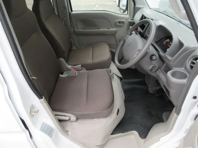 エブリイバン　４ＷＤ（スズキ）の車両写真