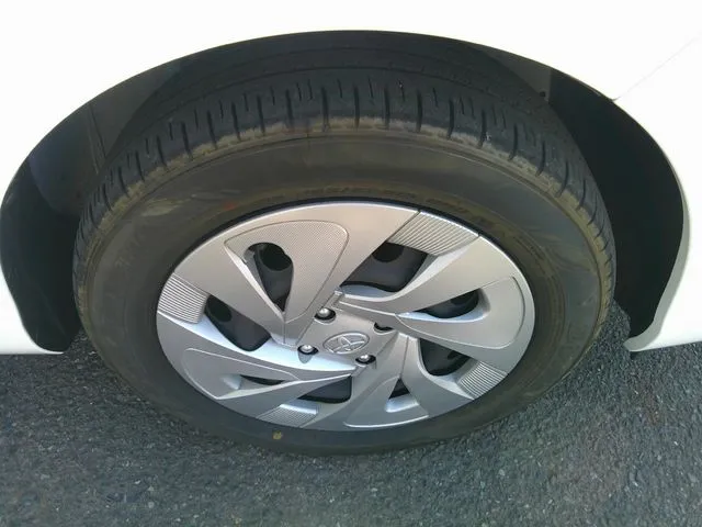 トヨタ　アクア