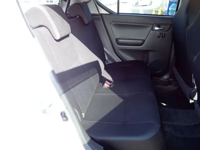 ミラ イース(ダイハツ)の車両写真