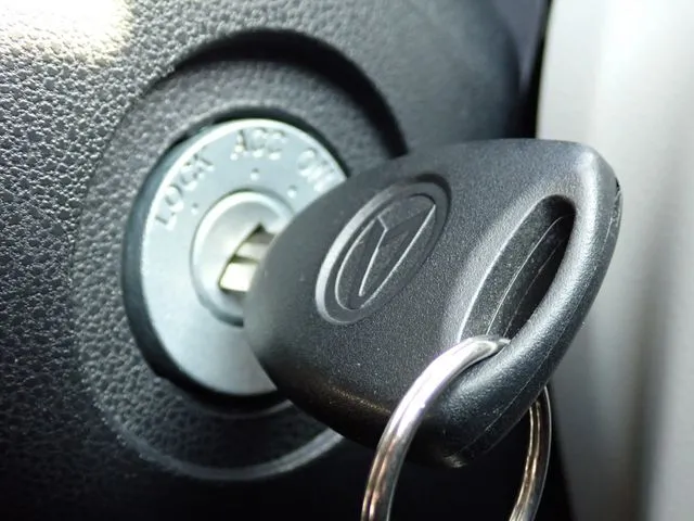 ミラ イース(ダイハツ)の車両写真