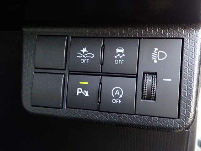 タント（ダイハツ）の車両写真