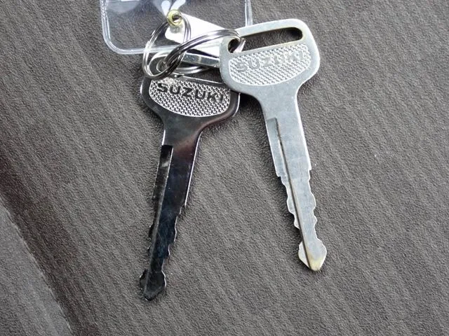 エブリイバン（スズキ）の車両写真