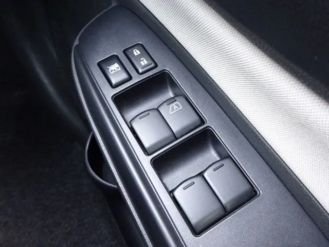 ニッサン　ノート