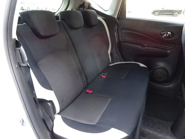 ニッサン　ノート