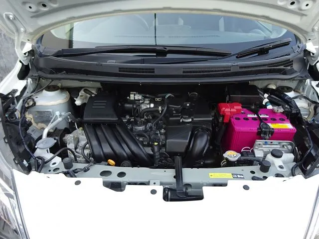 ニッサン　ノート