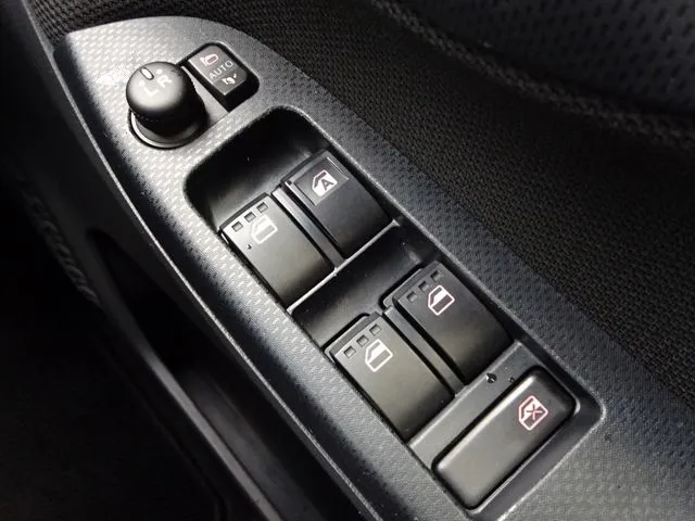 ムーヴ(ダイハツ)の車両写真