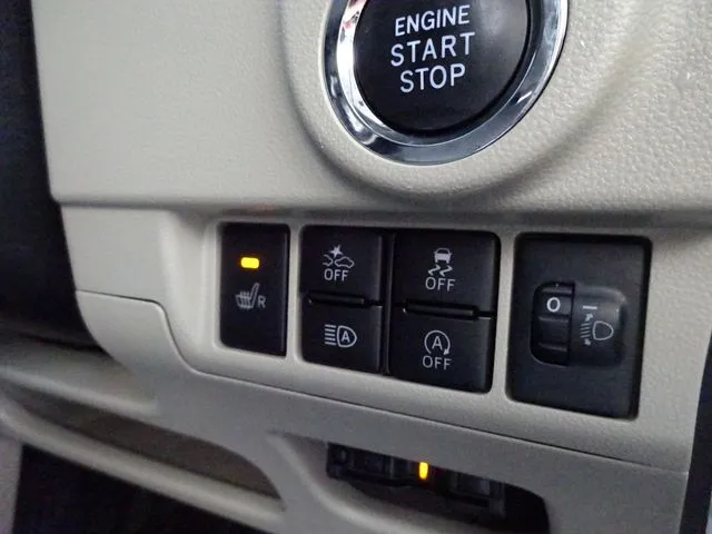 ムーヴ(ダイハツ)の車両写真