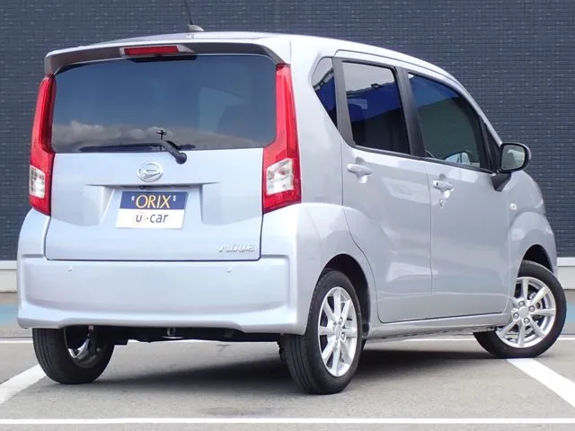 ムーヴ(ダイハツ)の車両写真