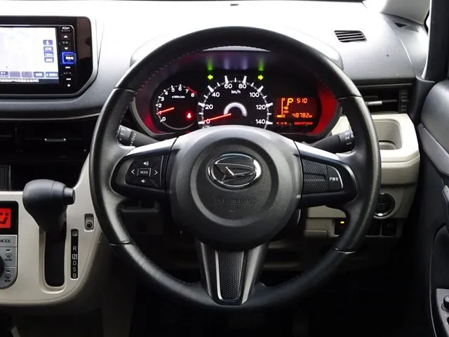 ムーヴ(ダイハツ)の車両写真