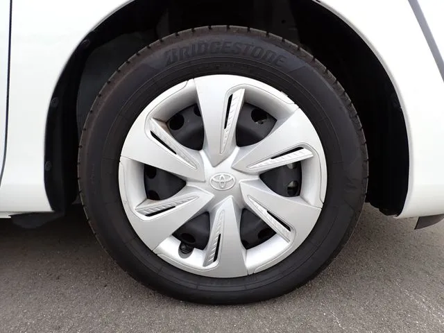 シエンタ（トヨタ）の車両写真