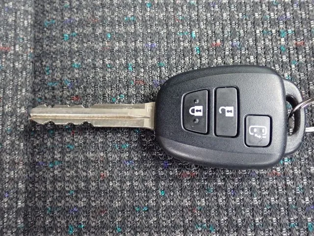 シエンタ（トヨタ）の車両写真