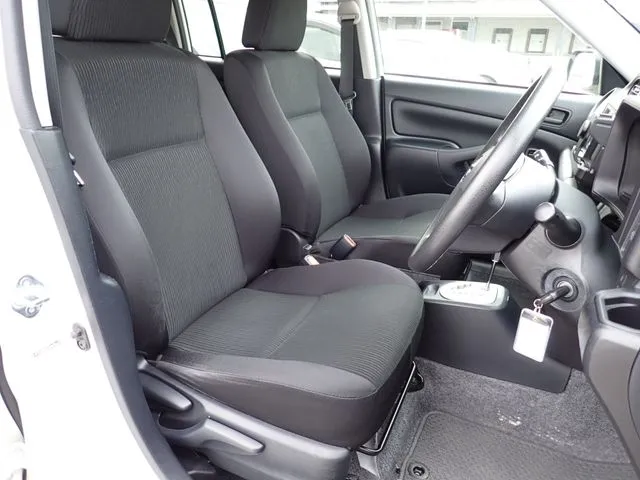 トヨタ　プロボックスバン　２ＷＤ