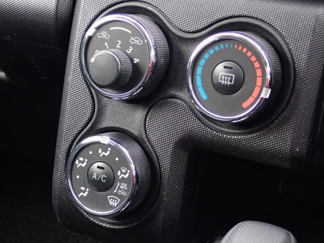 トヨタ　プロボックスバン　２ＷＤ