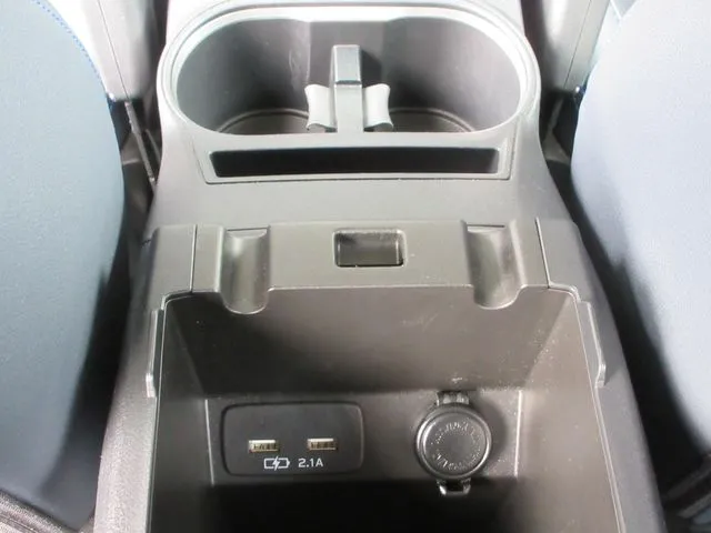 SUBARU XV ハイブリッド(スバル)の車両写真