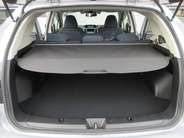 SUBARU XV ハイブリッド(スバル)の車両写真