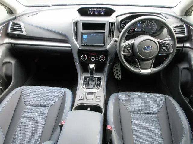 SUBARU XV ハイブリッド(スバル)の車両写真