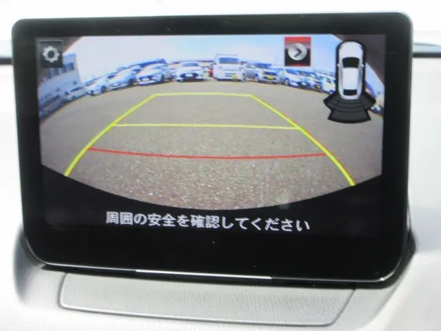 ＭＡＺＤＡ２（マツダ）の車両写真