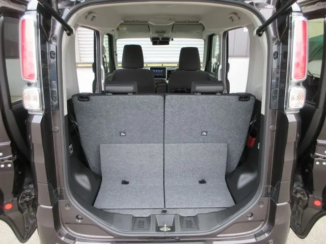 スペーシア 4WD(スズキ)の車両写真