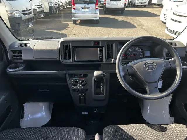 ハイゼットカーゴ（ダイハツ）の車両写真