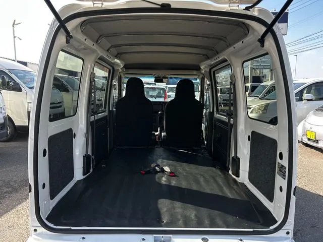 ハイゼットカーゴ（ダイハツ）の車両写真