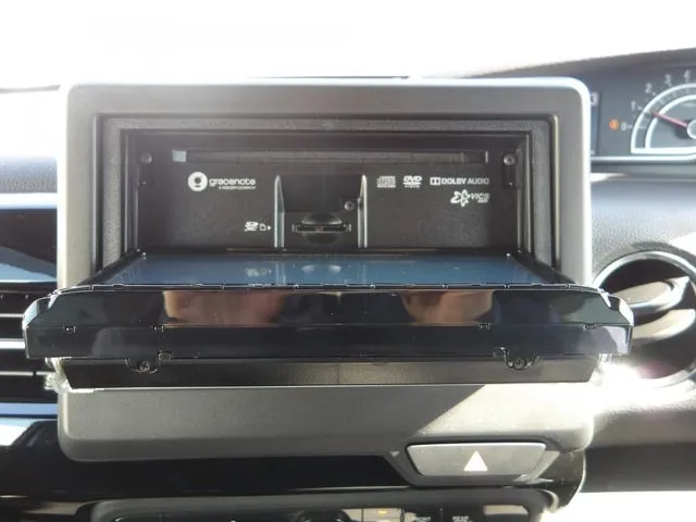 Ｎ　ＢＯＸ　カスタム（ホンダ）の車両写真