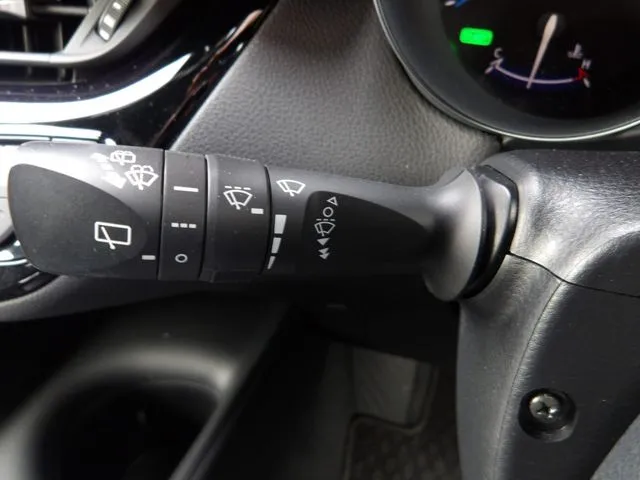 Ｃ－ＨＲ（トヨタ）の車両写真