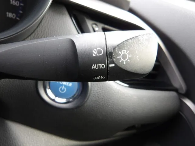 Ｃ－ＨＲ（トヨタ）の車両写真