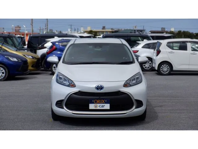 アクア(トヨタ)の車両写真