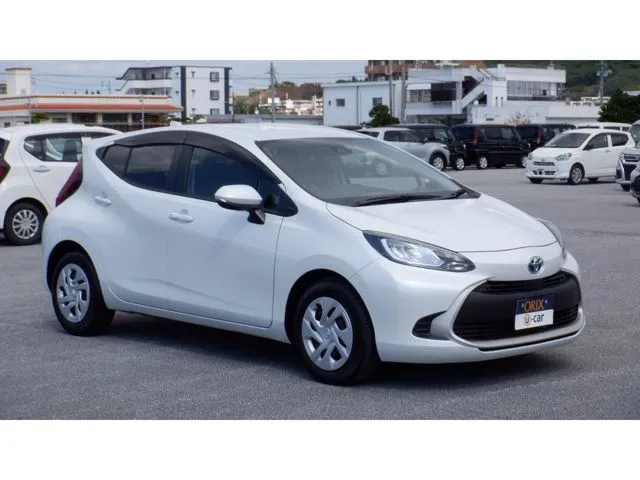 アクア(トヨタ)の車両写真