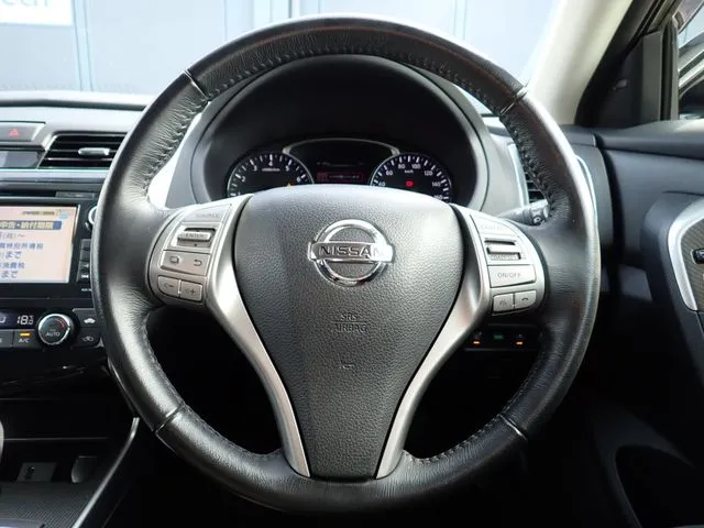 ティアナ(ニッサン)の車両写真