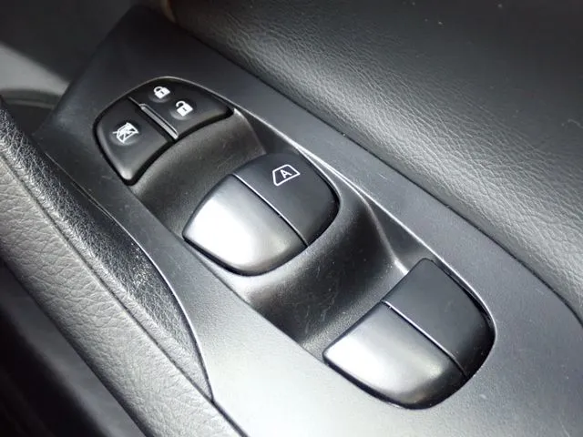 ティアナ(ニッサン)の車両写真