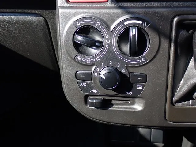 アルト(スズキ)の車両写真