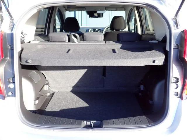 ノート(ニッサン)の車両写真