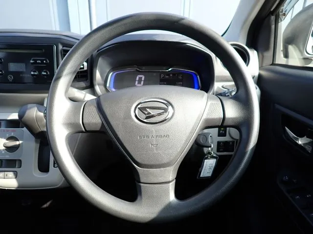 ミラ　イース（ダイハツ）の車両写真