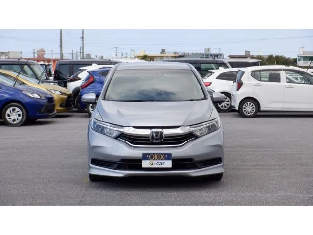 シャトル　ハイブリッド（ホンダ）の車両写真