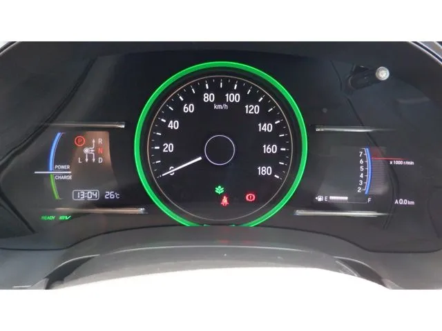 シャトル　ハイブリッド（ホンダ）の車両写真