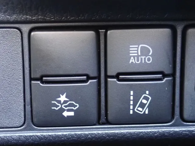 カローラフィールダー(トヨタ)の車両写真