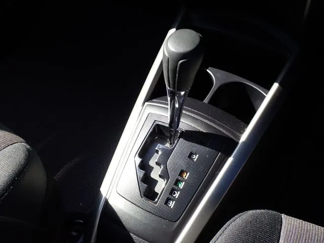 カローラフィールダー ハイブリッド(トヨタ)の車両写真