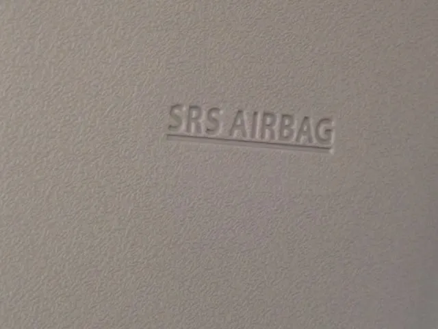 クロスビー(スズキ)の車両写真