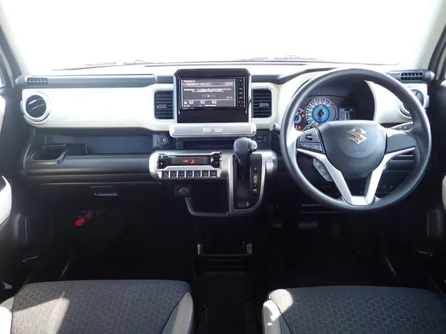 クロスビー(スズキ)の車両写真