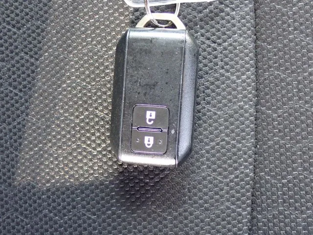 クロスビー(スズキ)の車両写真