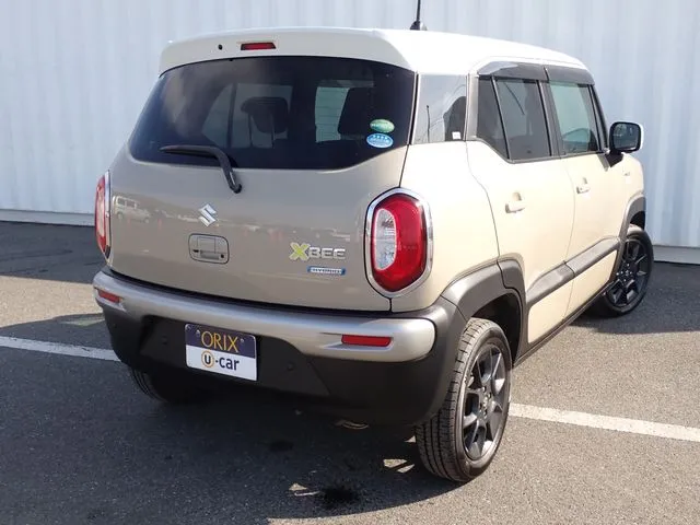 クロスビー(スズキ)の車両写真