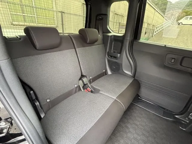 ホンダ　Ｎ　ＢＯＸ　カスタム