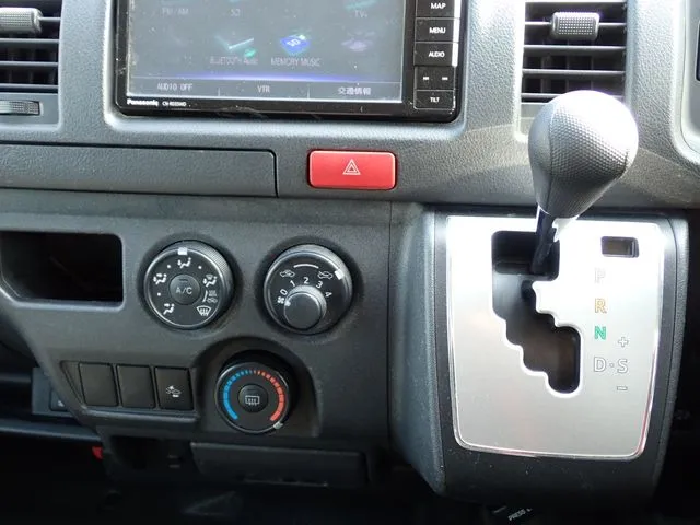 レジアスエースバン　１．１５ｔ　２ＷＤ（トヨタ）の車両写真