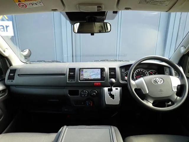 レジアスエースバン　１．１５ｔ　２ＷＤ（トヨタ）の車両写真