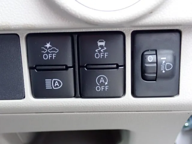 ムーヴ(ダイハツ)の車両写真