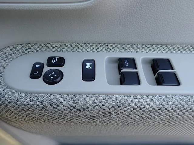 アルト　ラパン（スズキ）の車両写真