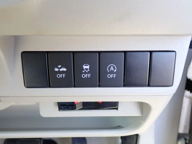 アルト　ラパン（スズキ）の車両写真