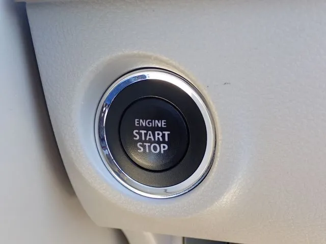 アルト　ラパン（スズキ）の車両写真