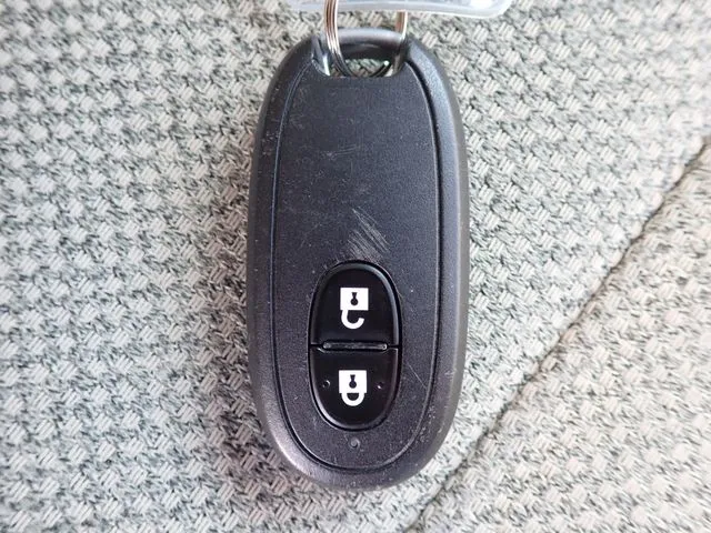 アルト　ラパン（スズキ）の車両写真